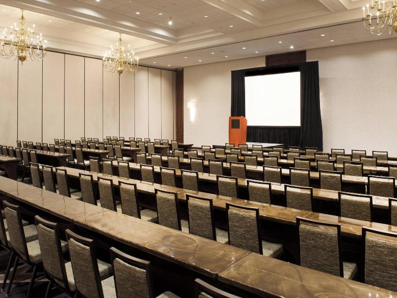 Sheraton Indianapolis City Centre image