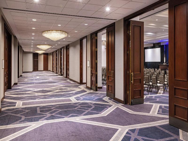 Sheraton Indianapolis City Centre image
