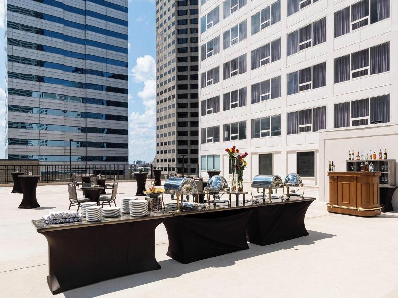 Sheraton Indianapolis City Centre image