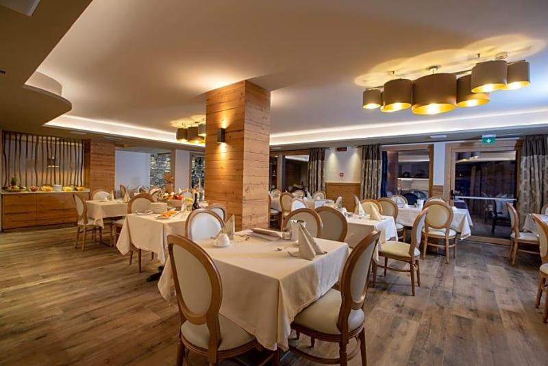 Mont Chalet Nevada Hotel & SPA image