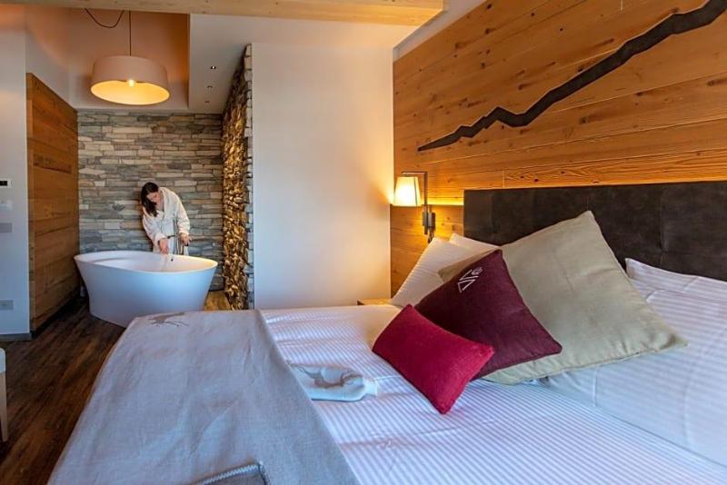 Mont Chalet Nevada Hotel & SPA image