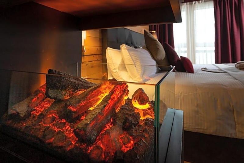 Mont Chalet Nevada Hotel & SPA image