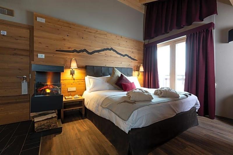 Mont Chalet Nevada Hotel & SPA image
