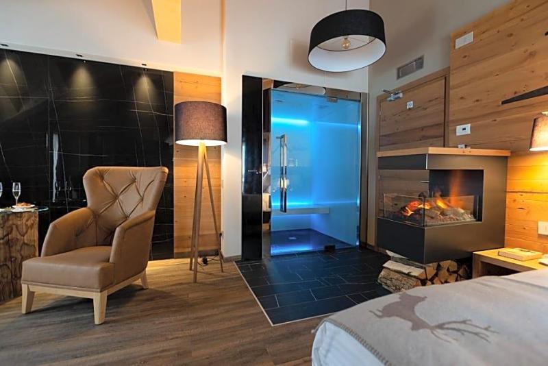 Mont Chalet Nevada Hotel & SPA image