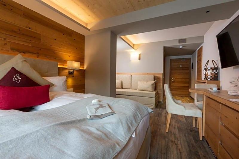 Mont Chalet Nevada Hotel & SPA image