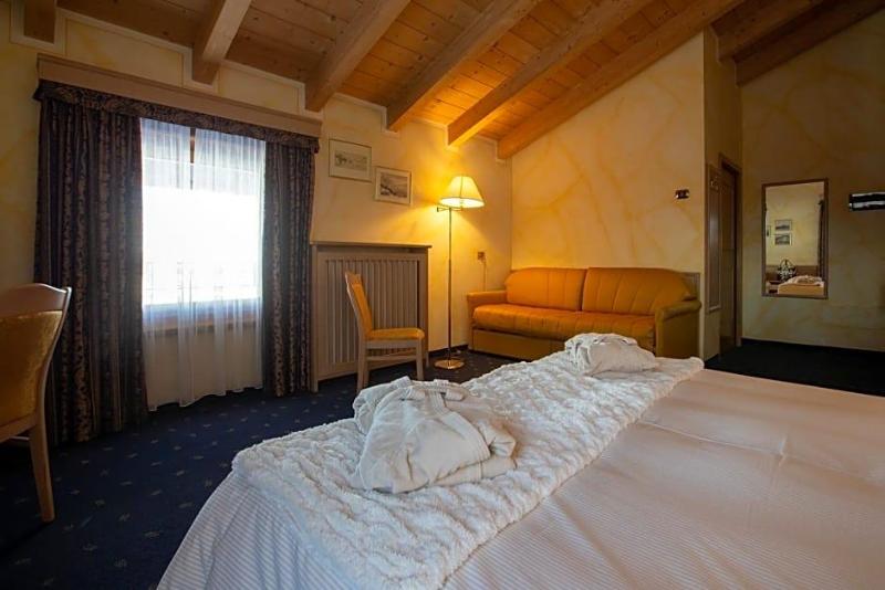Mont Chalet Nevada Hotel & SPA image