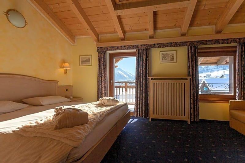 Mont Chalet Nevada Hotel & SPA image