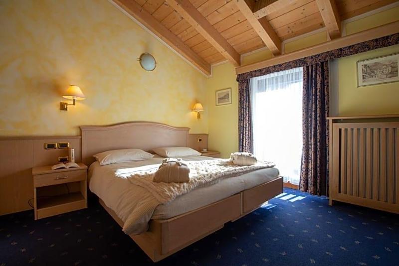 Mont Chalet Nevada Hotel & SPA image