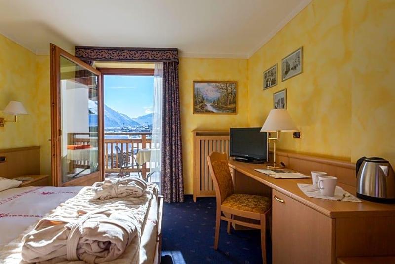 Mont Chalet Nevada Hotel & SPA image