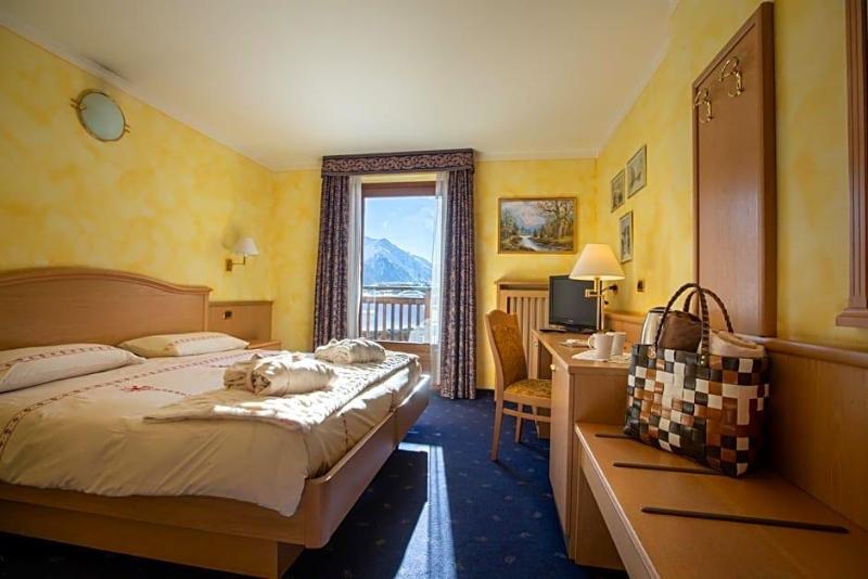 Mont Chalet Nevada Hotel & SPA image