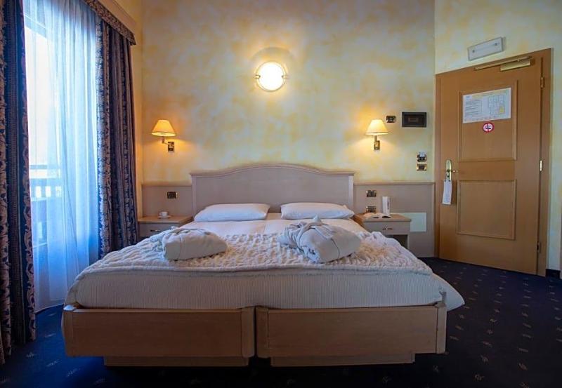 Mont Chalet Nevada Hotel & SPA image