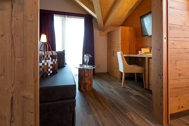 Mont Chalet Nevada Hotel & SPA image
