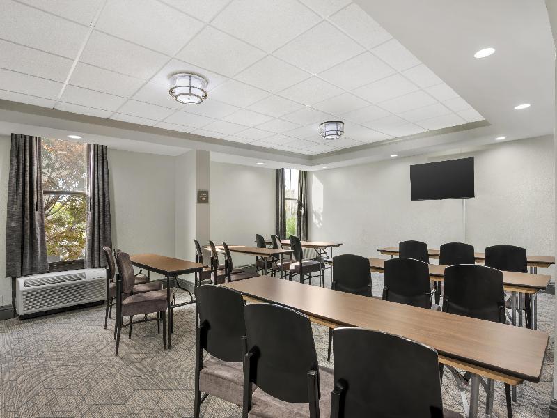 Best Western Plus Indianapolis NW Hotel image