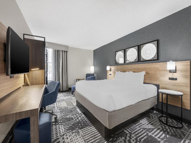Best Western Plus Indianapolis NW Hotel image