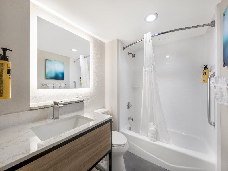 Best Western Plus Indianapolis NW Hotel image