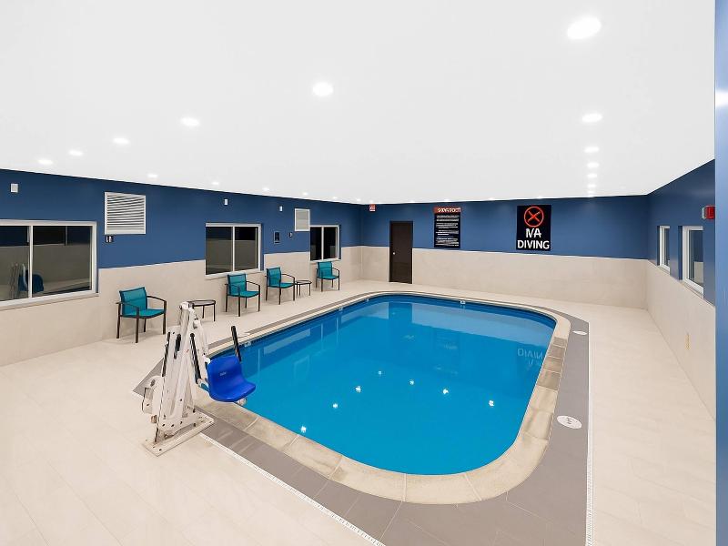 La Quinta Inn Indianapolis North at Pyramids image