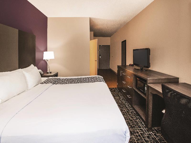 La Quinta Inn Indianapolis North at Pyramids image