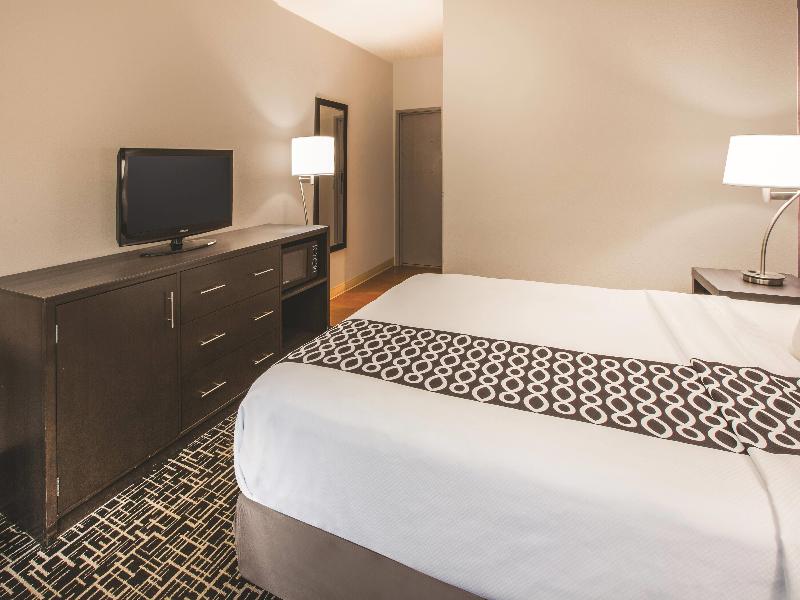 La Quinta Inn Indianapolis North at Pyramids image