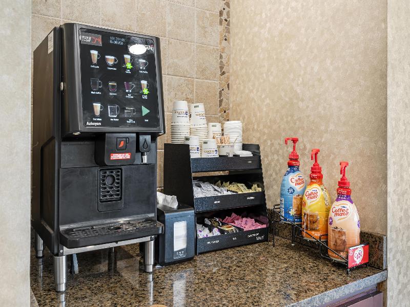 Best Western Plus Indianapolis North at Pyramids image