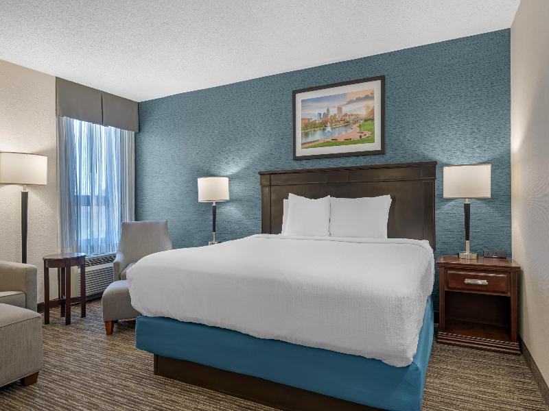 Best Western Plus Indianapolis North at Pyramids image