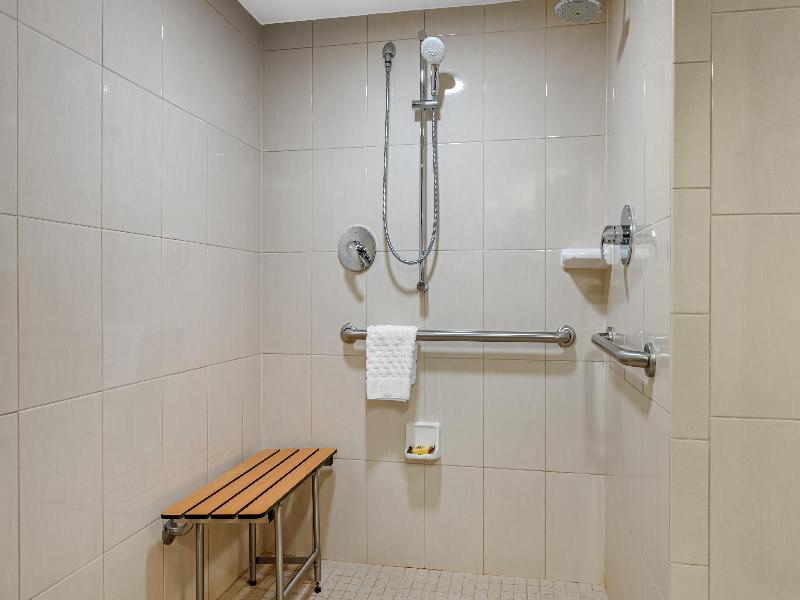 Best Western Plus Indianapolis North at Pyramids image
