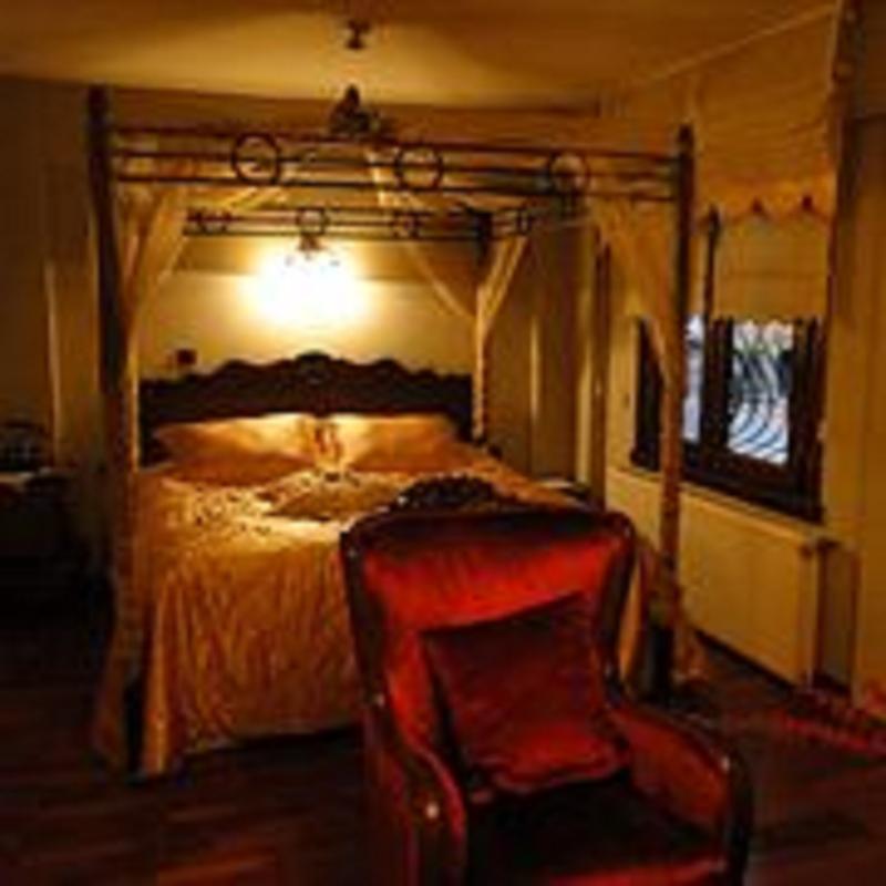 Villa Sphendone image