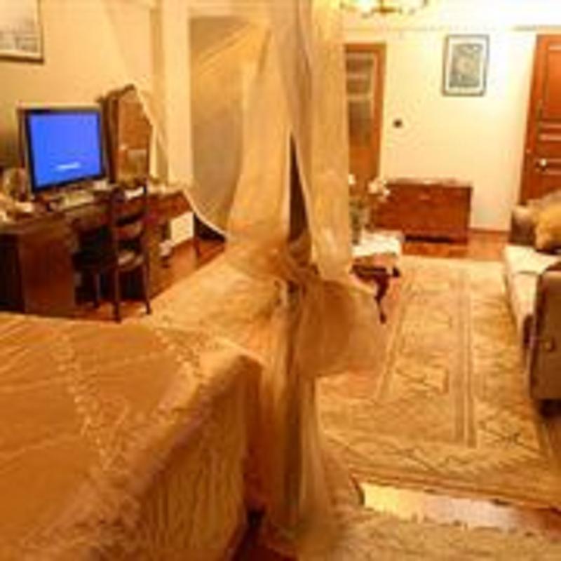 Villa Sphendone image