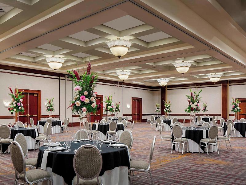 Indianapolis Marriott Downtown image