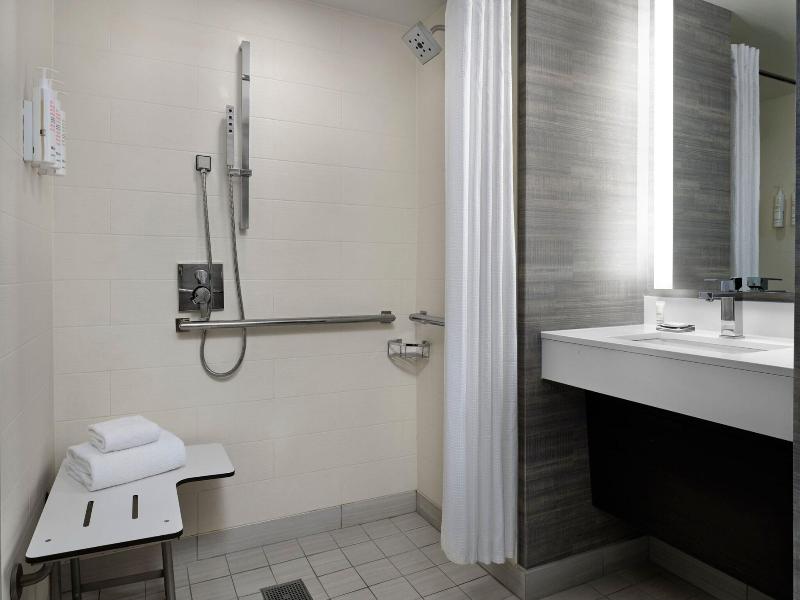 Indianapolis Marriott Downtown image