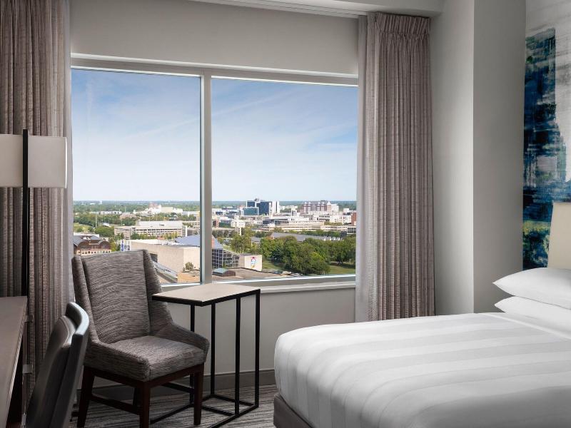 Indianapolis Marriott Downtown image