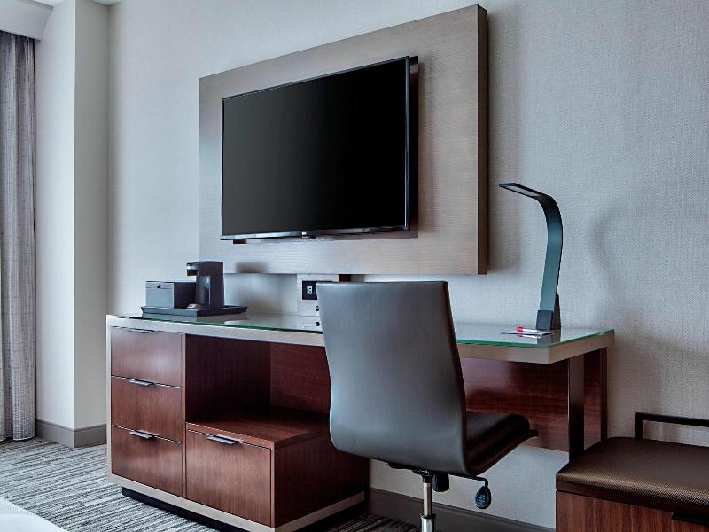 Indianapolis Marriott Downtown image