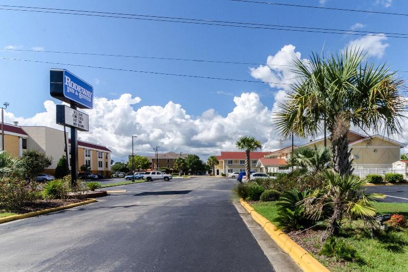 Rodeway Inn & Suites Jacksonville Near Camp Lejeun image