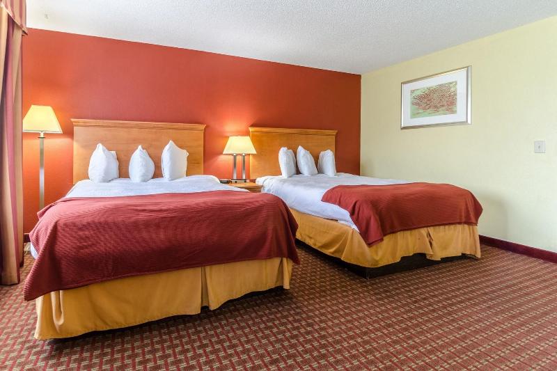 Rodeway Inn & Suites Jacksonville Near Camp Lejeun image