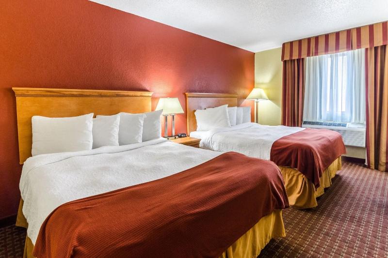 Rodeway Inn & Suites Jacksonville Near Camp Lejeun image