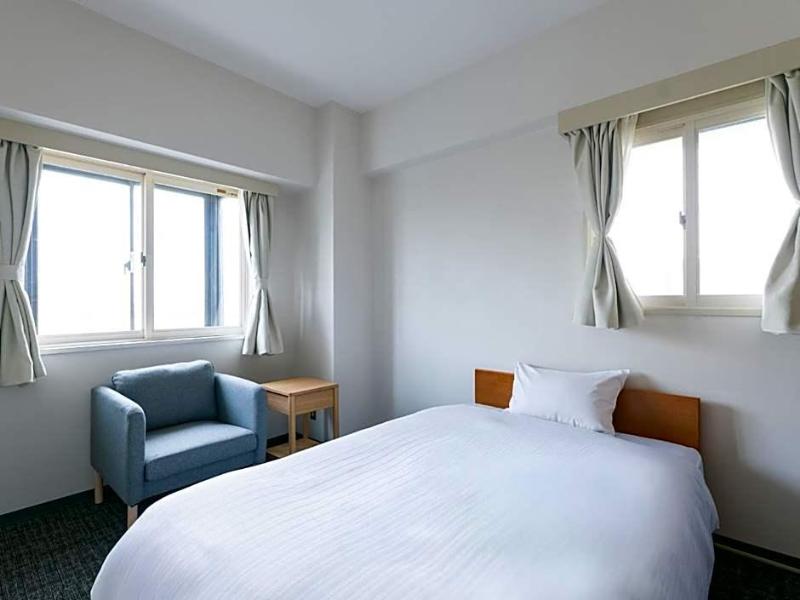 Kishibe Station Hotel image
