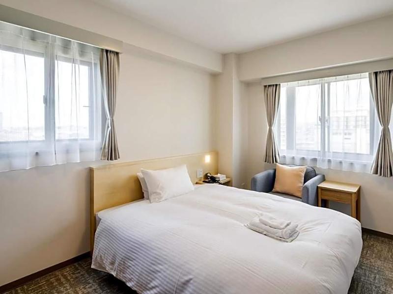 Kishibe Station Hotel image