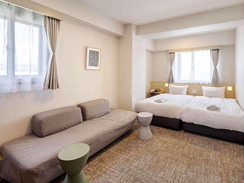Kishibe Station Hotel image