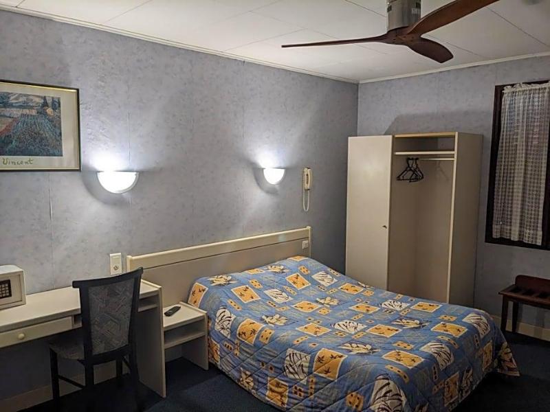 Hôtel des Voyageurs image