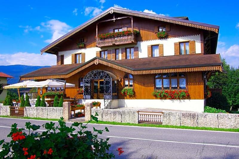 Hotel Rutzer image