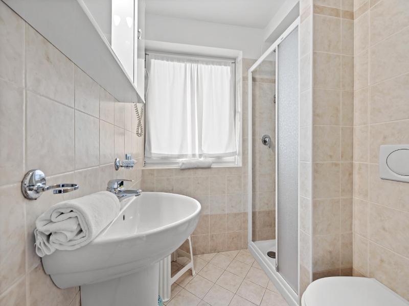 Aparthotel des Alpes image