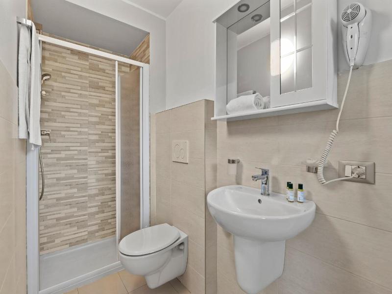 Aparthotel des Alpes image