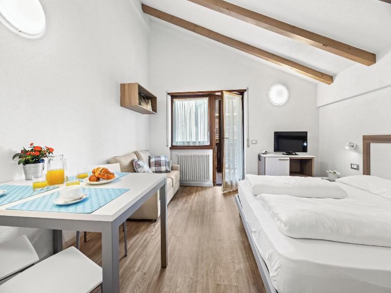 Aparthotel des Alpes image