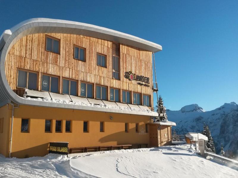 Rifugio Solander image