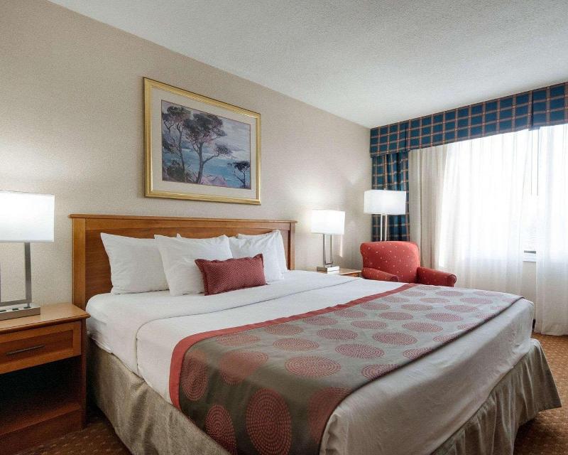 Bed room