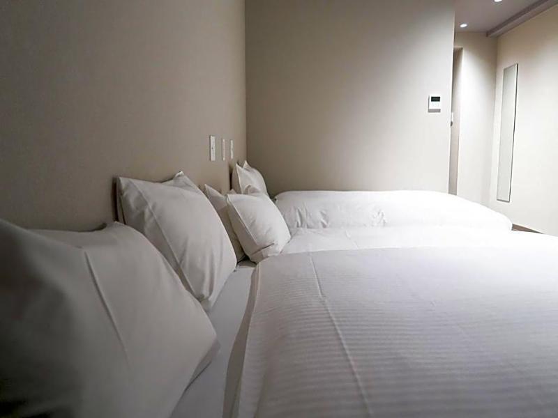 Shinsaibashi ARTY Inn image