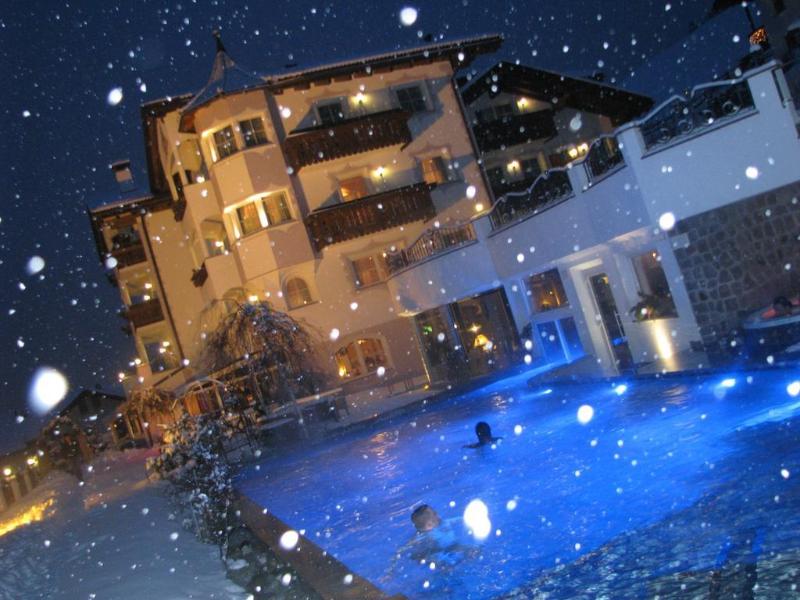 Alpin Garden Wellness Resort image