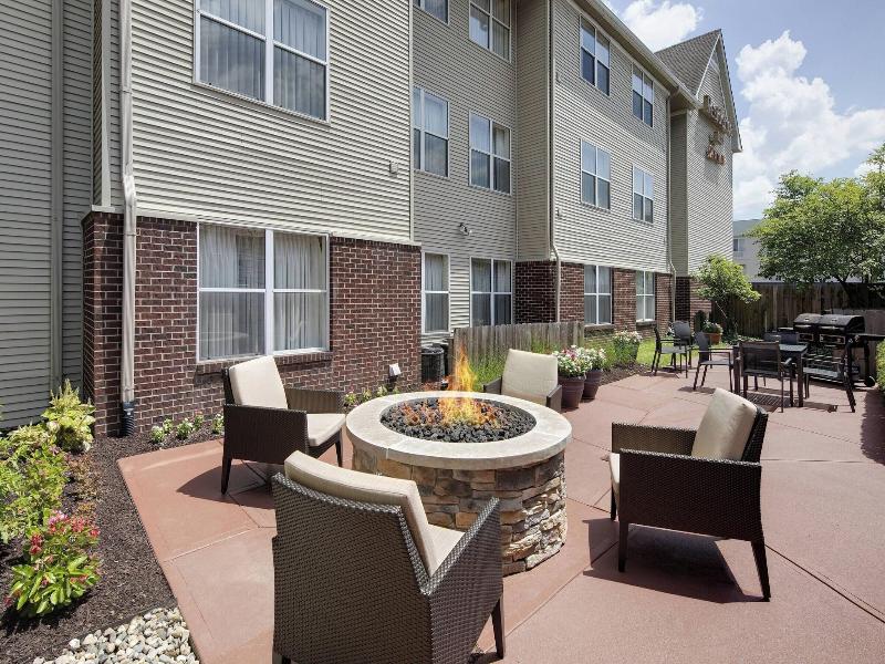 Residence Inn Indianapolis Airport image