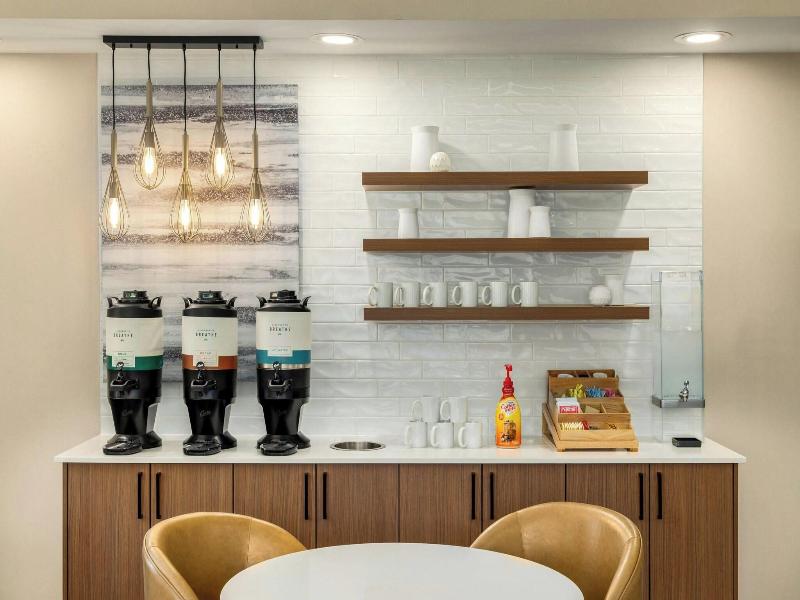 Residence Inn Indianapolis Airport image