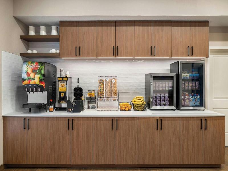 Residence Inn Indianapolis Airport image
