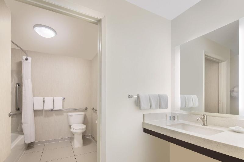 Residence Inn Indianapolis Airport image